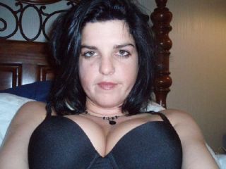 הכרויות סקס -> רעיון לעוסקים ב הכרויות בחינם’ /></a>דרושה סבלנות וגם ניסיון בשביל <b>סטוצים</b>. אין די בלשבת מול המחשב ולצפות שתמצאנה אותך נשים חרמניות. </p>
<p>אפילו שיש אתרי <strong><a href="https://www.sexpal.co.il"><b><b>הכרויות סקס</b></b></a></strong>, עליך לקחת יצירתיות ולחפש בלי ביישנות את אותה מישהי שווה שאתה משתוקק לה. </p>
<p>טיפ להגביר את הסיכוי שלך באתרי אינטרנט <b>הכרויות דיסקרטיות</b>:</p>
<p>ציין חיובי. כוסיות מחפשות גברים שווים עם גישה חיובית.</p>
<div class="wp-block-group">
  <div class="wp-block-group__inner-container">
    <div style="height:50px" aria-hidden="true" class="wp-block-spacer"></div>
  </div>
</div>
<div class="wp-block-button aligncenter is-style-fill">
  <h3><a href="https://www.sexpal.co.il/" style="background-color: #ff1744;
    border: none;
    border-radius: 28px;
    box-shadow: none;
    cursor: pointer;
    display: inline-block;
    font-size: 18px;
    margin: 0;
    padding: 12px 24px;
    text-align: center;
    text-decoration: none;
    overflow-wrap: break-word;
    font-weight: normal;
    color: #ffffff;">היכנס לראות מי מתאימה לך. יכול להתאים לך סטוצים</a></h3>
</div>
<div class="wp-block-group">
  <div class="wp-block-group__inner-container">
    <div style="height:50px" aria-hidden="true" class="wp-block-spacer"></div>
  </div>
</div>		</div><!-- .entry-content -->
		<div class="entry--item entry-tags tags-links">Tagged <a href="https://www.zug.co.il/tag/%d7%94%d7%9b%d7%a8%d7%95%d7%99%d7%95%d7%aa/" rel="tag">הכרויות</a>, <a href="https://www.zug.co.il/tag/%d7%94%d7%9b%d7%a8%d7%95%d7%99%d7%95%d7%aa-%d7%91%d7%97%d7%99%d7%a0%d7%9d/" rel="tag">הכרויות בחינם</a>, <a href="https://www.zug.co.il/tag/%d7%94%d7%9b%d7%a8%d7%95%d7%99%d7%95%d7%aa-%d7%93%d7%99%d7%a1%d7%a7%d7%a8%d7%98%d7%99%d7%95%d7%aa/" rel="tag">הכרויות דיסקרטיות</a>, <a href="https://www.zug.co.il/tag/%d7%94%d7%9b%d7%a8%d7%95%d7%99%d7%95%d7%aa-%d7%a1%d7%a7%d7%a1/" rel="tag">הכרויות סקס</a>, <a href="https://www.zug.co.il/tag/%d7%a1%d7%98%d7%95%d7%a6%d7%99%d7%9d/" rel="tag">סטוצים</a>, <a href="https://www.zug.co.il/tag/%d7%a1%d7%a7%d7%a1/" rel="tag">סקס</a></div><div class="entry-post-navigation entry--item">
	<nav class="navigation post-navigation" aria-label="Posts">
		<h2 class="screen-reader-text">Post navigation</h2>
		<div class="nav-links"><div class="nav-previous"><a href="https://www.zug.co.il/%d7%94%d7%9b%d7%a8%d7%95%d7%99%d7%95%d7%aa-%d7%93%d7%99%d7%a1%d7%a7%d7%a8%d7%98%d7%99%d7%95%d7%aa-%d7%90%d7%95%d7%94%d7%91-%d7%a1%d7%a7%d7%a1-%d7%95%d7%94%d7%a8%d7%91%d7%94-%d7%9e%d7%9b%d7%9c-%d7%94/" rel="prev"><span class="meta-nav text-uppercase text-xsmall color-meta" aria-hidden="true">Previous</span> <span class="screen-reader-text">Previous post:</span> <span class="post-title text-large">הכרויות דיסקרטיות – אוהב סקס והרבה מכל הסוגים מסוקרן להתנסות בחוויות חדשות  אני נראה: נראה טוב מצ…</span></a></div><div class="nav-next"><a href="https://www.zug.co.il/%d7%94%d7%9b%d7%a8%d7%95%d7%99%d7%95%d7%aa-%d7%a1%d7%a7%d7%a1-%d7%9e%d7%97%d7%a4%d7%a9-%d7%90%d7%9e%d7%96%d7%95%d7%a0%d7%94-%d7%a4%d7%a8%d7%90%d7%99%d7%aa-%d7%9c%d7%9e%d7%a9%d7%97%d7%a7%d7%99-%d7%94/" rel="next"><span class="meta-nav text-uppercase text-xsmall color-meta" aria-hidden="true">Next</span> <span class="screen-reader-text">Next post:</span> <span class="post-title text-large">הכרויות סקס – מחפש אמזונה פראית למשחקי האבקות ארוטית ופנטזיות כוחניות אחרות  אני נראה: שחיין חתיך…</span></a></div></div>
	</nav></div><div class="entry-comment-form entry--item">
<div id="comments" class="comments-area">
		<div id="respond" class="comment-respond">
		<h3 id="reply-title" class="comment-reply-title">Leave a Reply</h3><form action="https://www.zug.co.il/wp-comments-post.php" method="post" id="commentform" class="comment-form" novalidate><p class="comment-notes"><span id="email-notes">Your email address will not be published.</span> <span class="required-field-message" aria-hidden="true">Required fields are marked <span class="required" aria-hidden="true">*</span></span></p><p class="comment-form-comment"><label for="comment">Comment <span class="required" aria-hidden="true">*</span></label> <textarea id="comment" name="comment" cols="45" rows="8" maxlength="65525" required></textarea></p><p class="comment-form-author"><label for="author">Name</label> <input id="author" name="author" type="text" value="" size="30" maxlength="245" /></p>
<p class="comment-form-email"><label for="email">Email</label> <input id="email" name="email" type="email" value="" size="30" maxlength="100" aria-describedby="email-notes" /></p>
<p class="comment-form-url"><label for="url">Website</label> <input id="url" name="url" type="url" value="" size="30" maxlength="200" /></p>
<p class="comment-form-cookies-consent"><input id="wp-comment-cookies-consent" name="wp-comment-cookies-consent" type="checkbox" value="yes" /> <label for="wp-comment-cookies-consent">Save my name, email, and website in this browser for the next time I comment.</label></p>
<p class="form-submit"><input name="submit" type="submit" id="submit" class="submit" value="Post Comment" /> <input type=