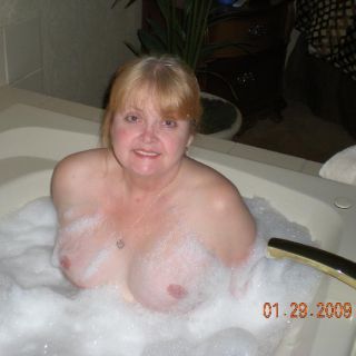 אתרים של סטוצים - לא תמצאו יותר הגבלות למה שאפשר לצפות או לגלות.